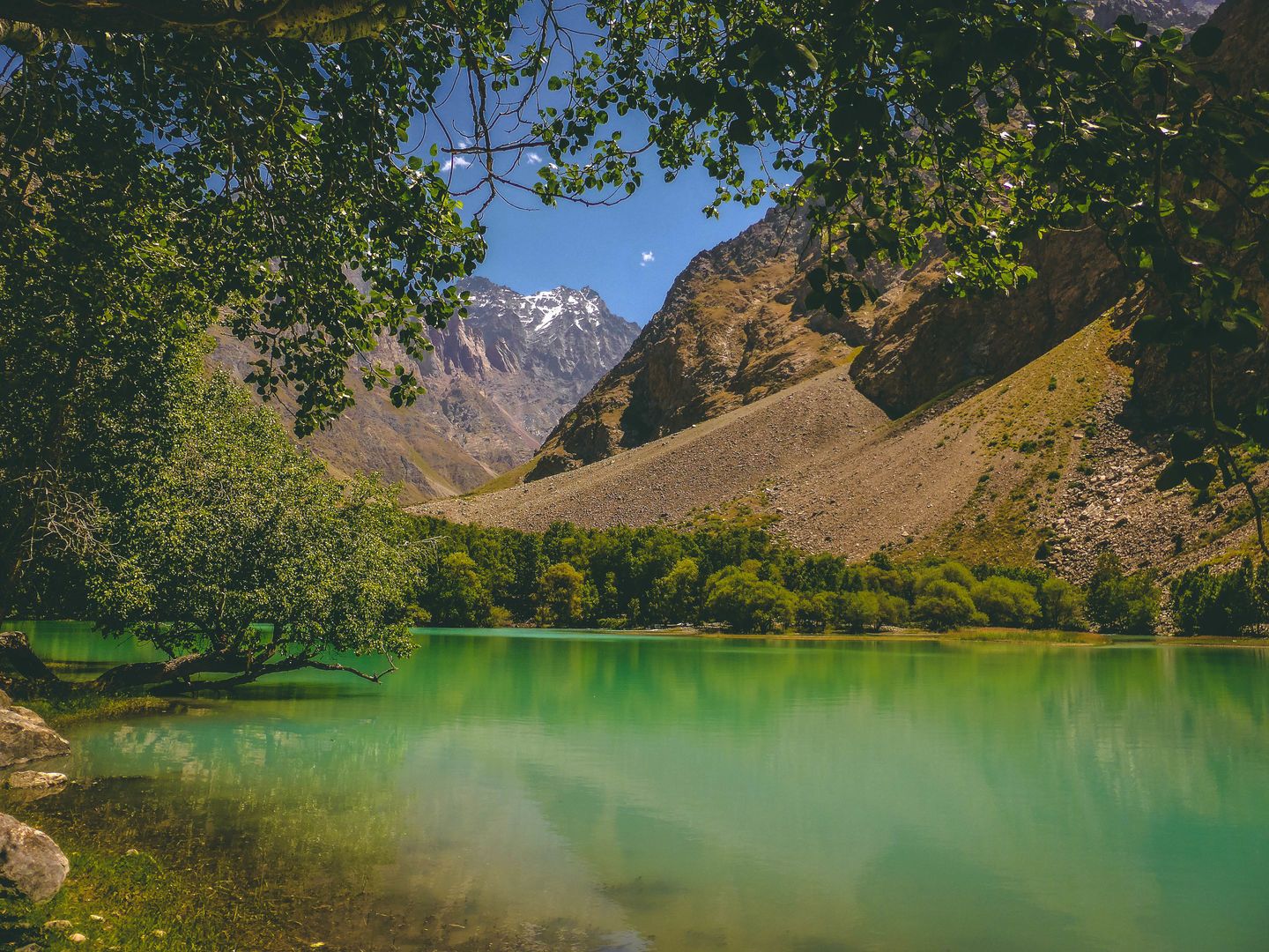 Pamir Highway Tour, trekking Jisev, Tajikistan
