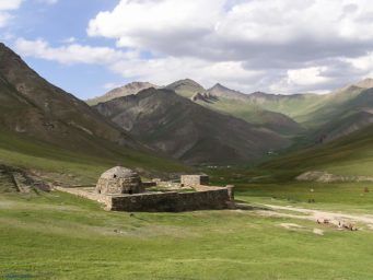 tash rabat caravanserai in kyrgyztsan tour