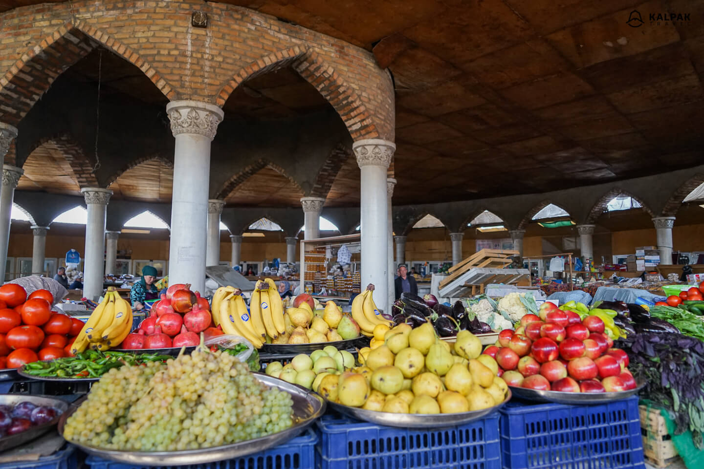Penjikent market with fruits & fresh produce