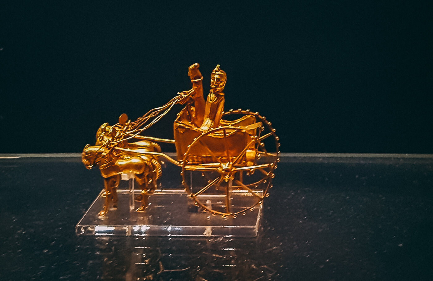 gold chariot of Oxus treasure found in Central Asia is displayed in British museum