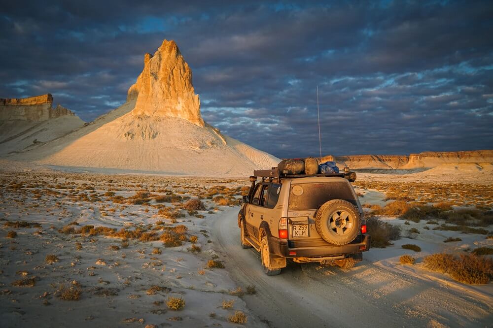 Jeep Tour Mangystau Boszhira Kazakhstan